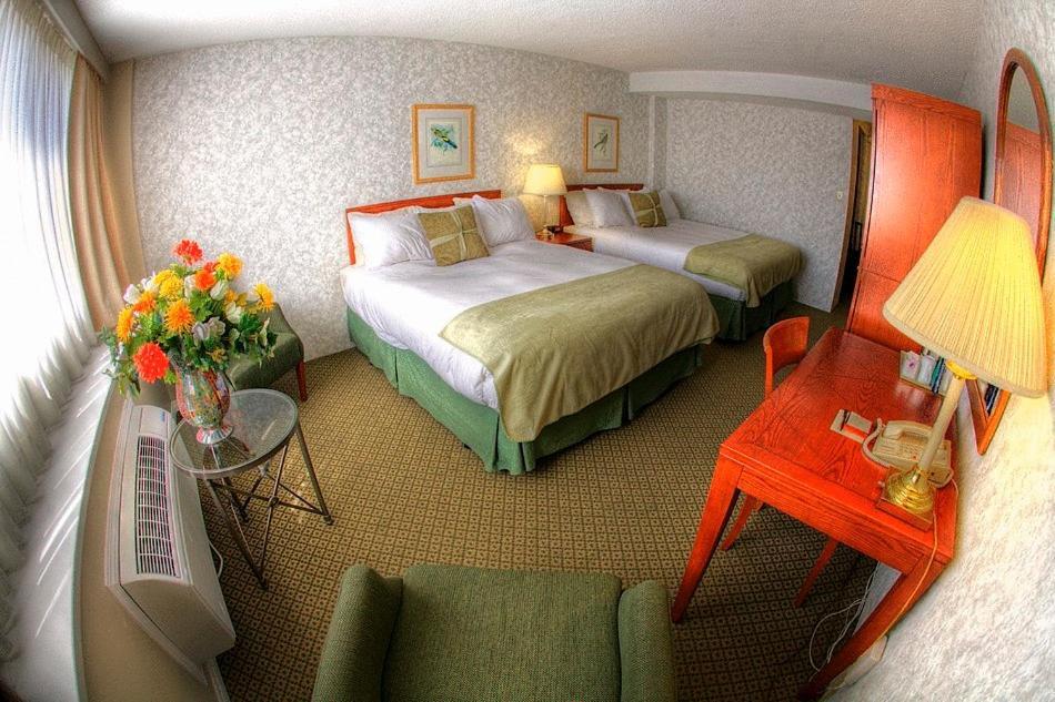 Compass Point Inn - Surrey Chambre photo